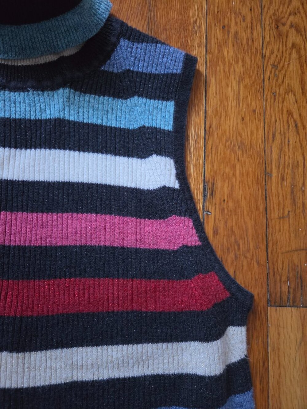 Striped Sweater 💙 ❤️ 💜 - Picture 5 of 10